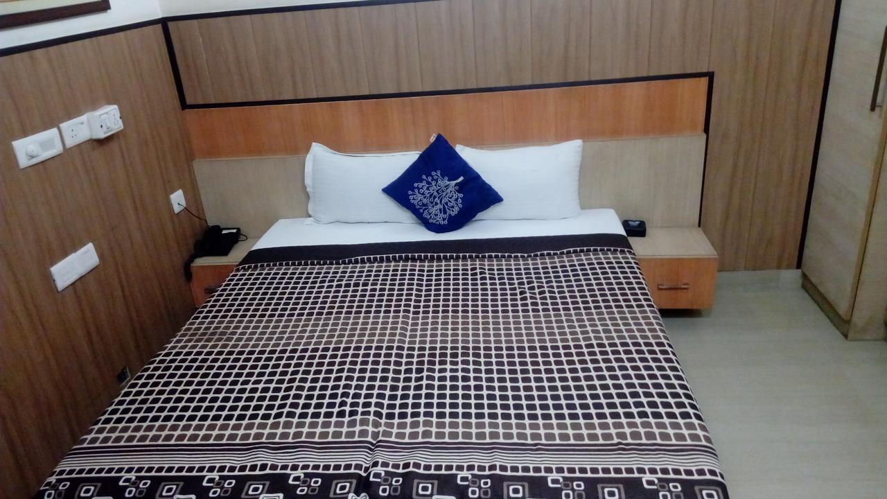 Hotel Desire Hisār エクステリア 写真